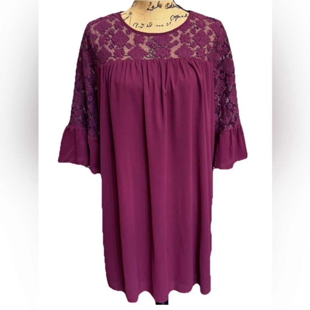 Pleione Burgundy Maroon Shift Dress Med Lace Bodice 3/4 Bell Sleeve Lined